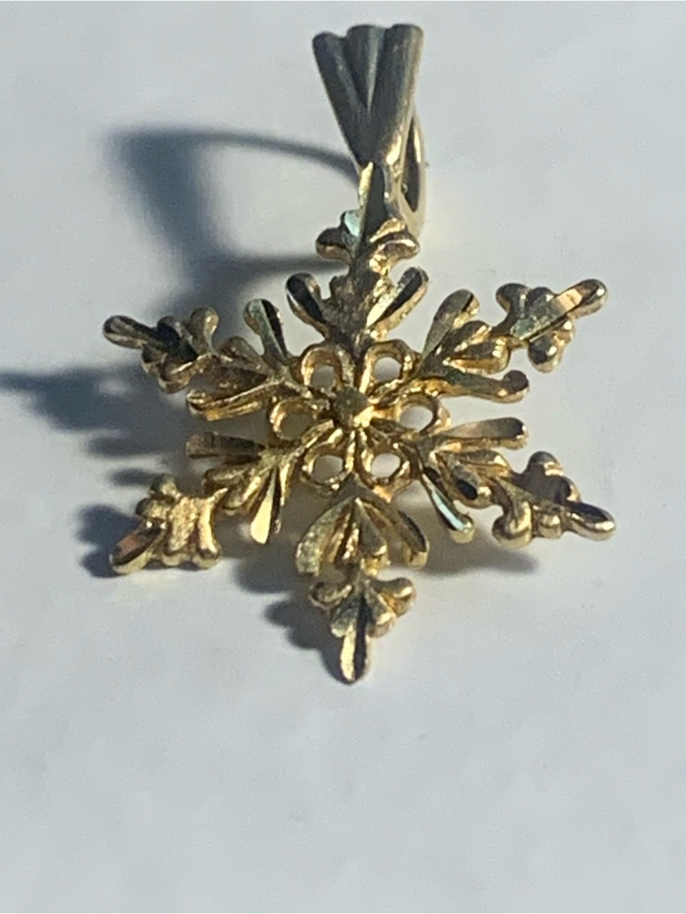 14k Gold Snowflake Pendant Necklace - Women Jewelry